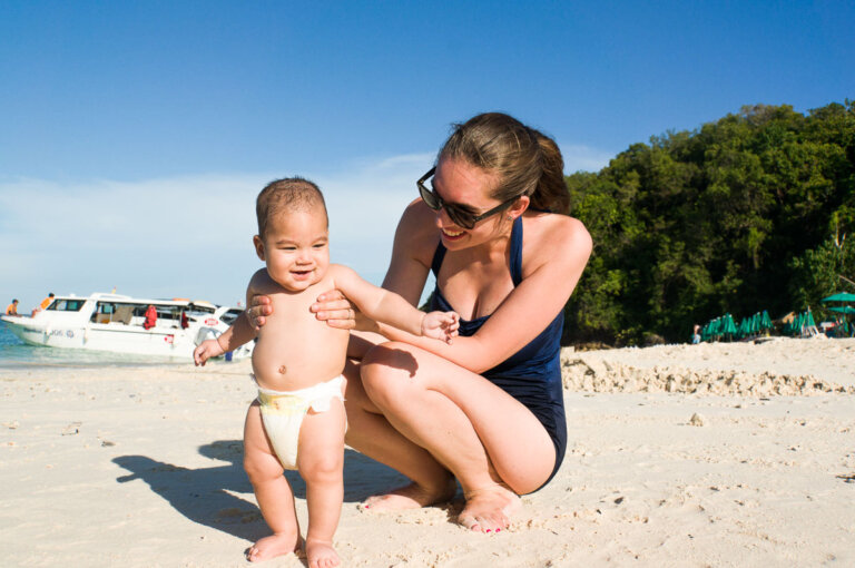 See how we visited Thailand with a baby for our first international trip. Photo of Marcie Cheung of Marcie in Mommyland and her baby in Thailand.