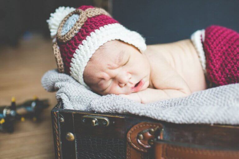 Tips for Creating a Travel-Themed Birth Announcement
