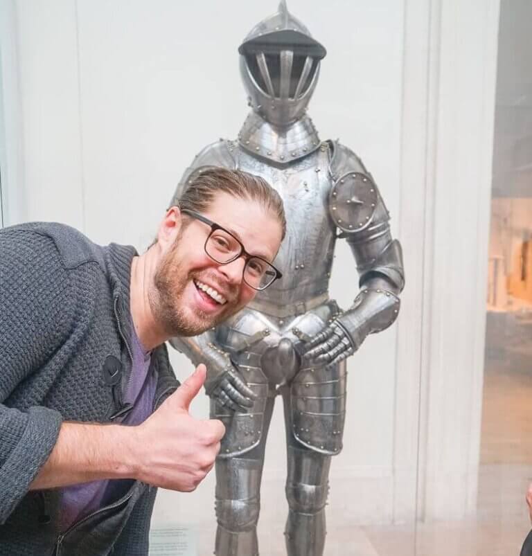 The Museum Hack tour of The Met: The Un-Highlights Tour is possibly the quirkiest NYC tour #nyc #newyorkcity #museumhack #museumtour #themet #metropolitan