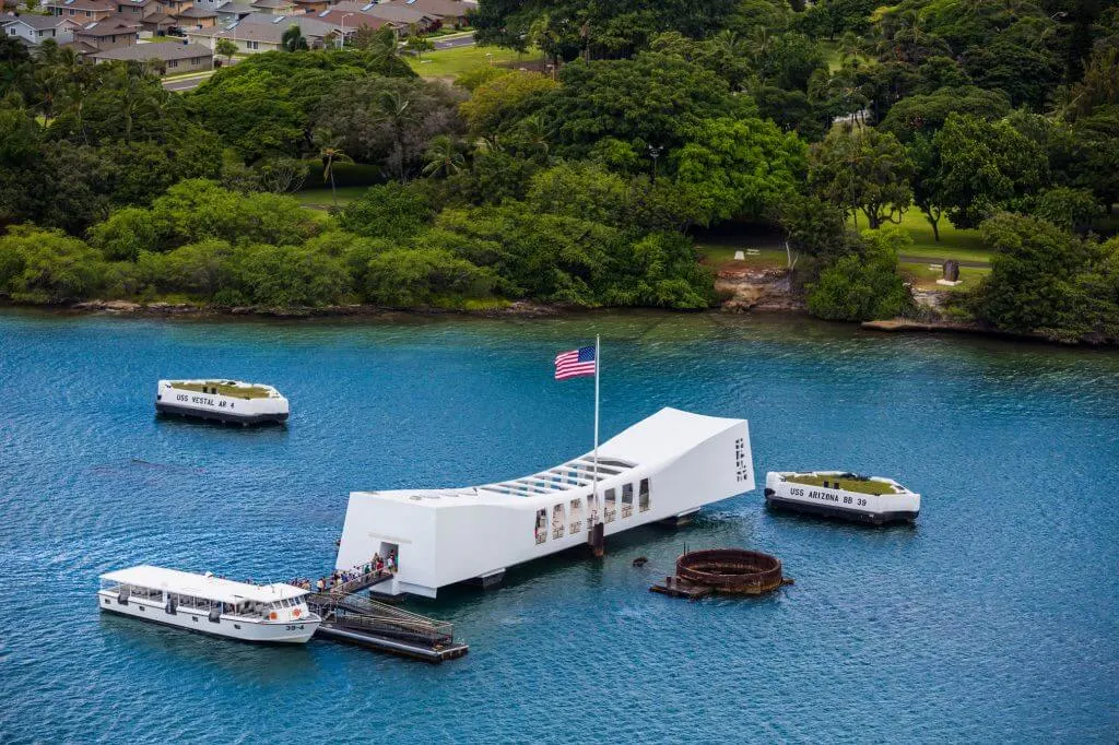 Photo of the U.S.S. Arizona Memorial at Pearl Harbor on Oahu, which is a free thing to do on Oahu #pearlharbor #oahu #ussarizonamemorial #hawaii