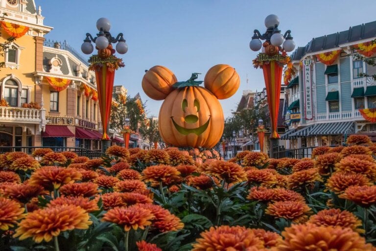 Check out the best Disneyland Halloween Festivities recommended by top Disney blog Marcie in Mommyland. Halloween Time at the Disneyland Resort will bring frightfully fun experiences to guests, Sept. 1–Oct. 31, 2023, with Halloween magic throughout Disneyland and Disney California Adventure Parks. From transformed Halloween-themed attractions and sightings of favorite Disney characters and villains, to seasonal décor, spectacular merchandise and delightfully delicious treats, there is family-friendly fun for every ghoul or goblin to enjoy at the Disneyland Resort. (Disneyland Resort)