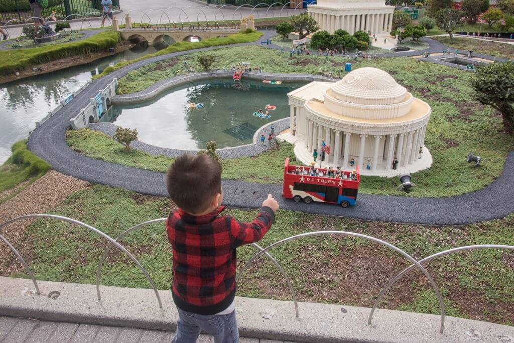 Photo of a toddler looking at MINILAND, USA at LEGOLAND California #LEGOLANDCA #Miniland #LEGO