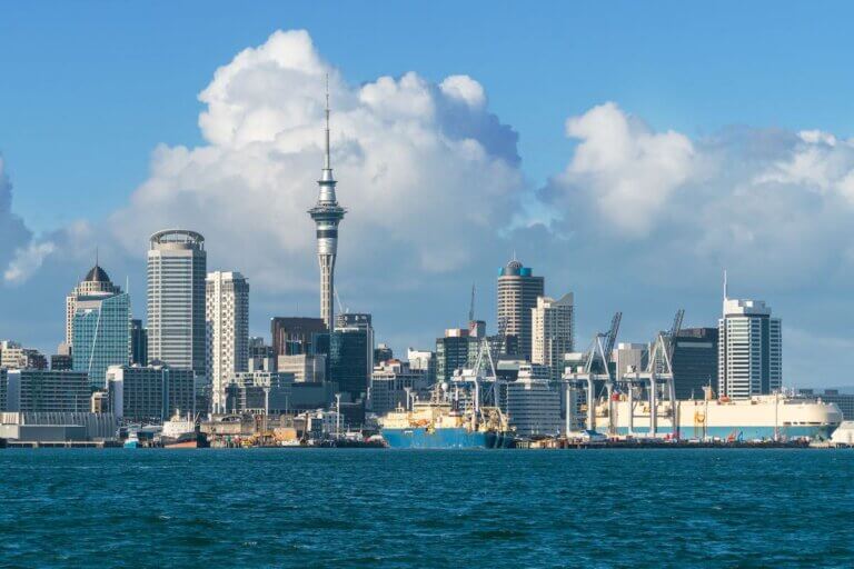 10 Essential Tips for Traveling to New Zealand with Kids featured by top international US blogger, Marcie in Mommyland