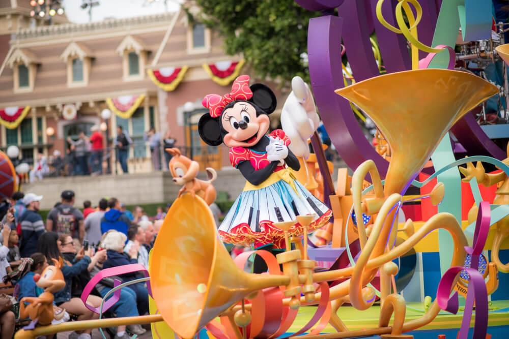 How to save money at Disneyland and Disney California Adventure for your next trip to Disneyland with kids, featured by top US Disney blogger, Marcie in Mommyland