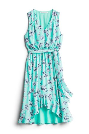 I asked my Stitch Fix stylist for brightly colored clothing and this teal dress was a lot of fun!