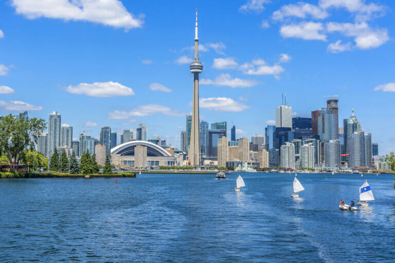 Top 10 Toronto Family Activities You Need to Visit on your Next Family Vacation featured by top US travel blogger, Marcie in Mommyland