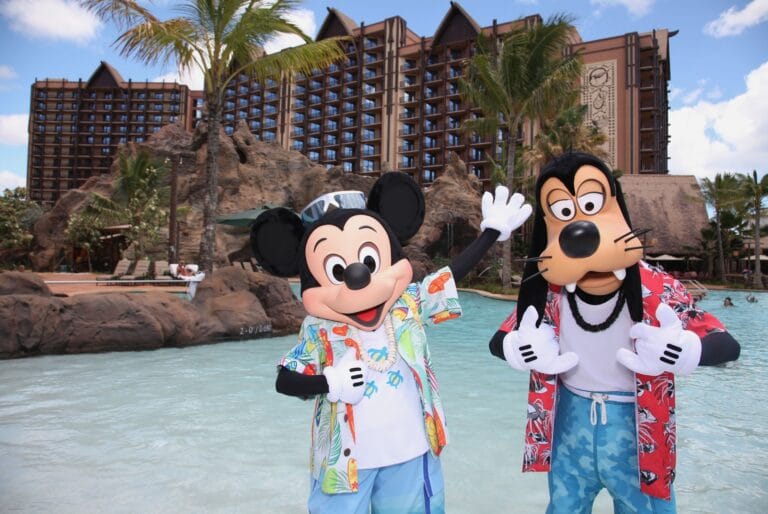 Disney Aulani resort tips featured by top US Disney blog, Marcie and the Mouse: Get the best Aulani tips to make the most of your Hawaiian vacation
