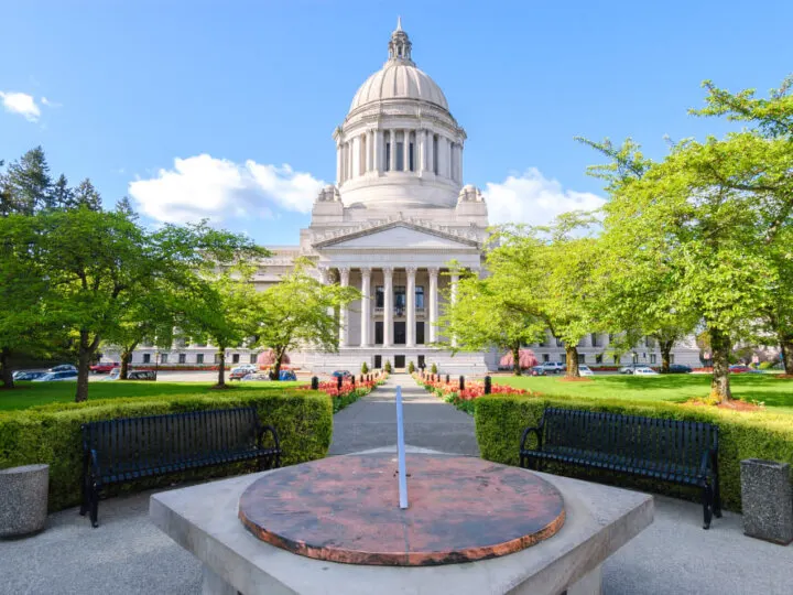 Visiting Olympia WA is an easy Seattle staycation for families | Recommendation for Visiting Olympia WA with kids featured by top US Seattle travel blogger, Marcie in Mommyland: image of the Olympia, WA capitol building.