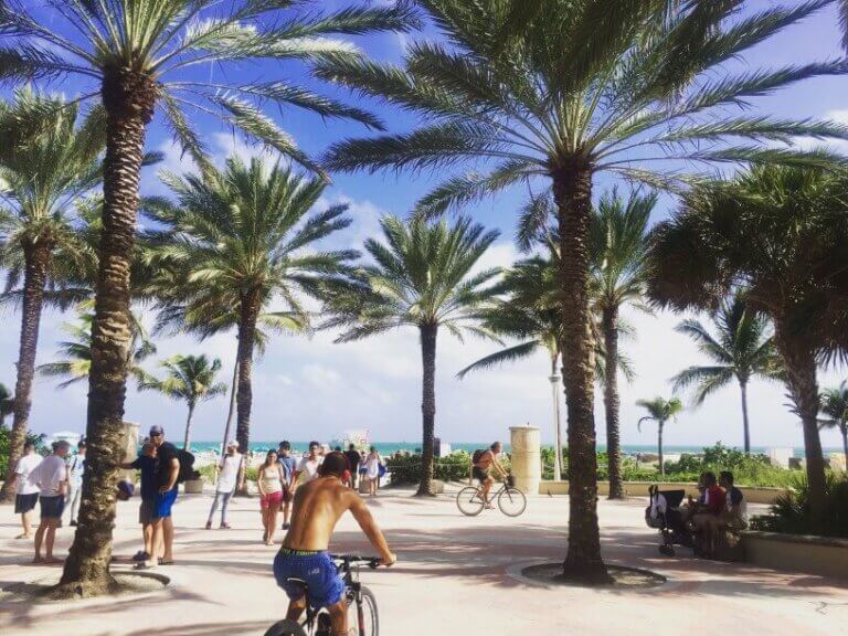 The Best Warm Places to Visit in December in the USA featured by top US travel blogger, Marcie in Mommyland: Miami Beach at Christmas