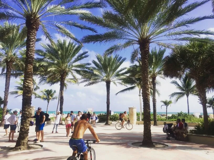 The Best Warm Places to Visit in December in the USA featured by top US travel blogger, Marcie in Mommyland: Miami Beach at Christmas