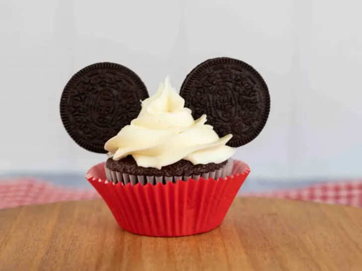 Super Easy Mickey Mouse Cupcakes featured by top US Disney blogger, Marcie and the Mouse.