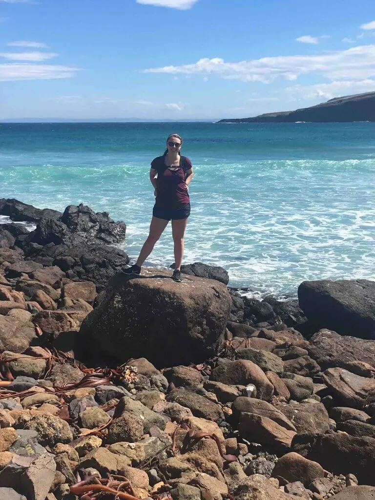 The Best Things to do in Dunedin New Zealand featured by top family travel blogger, Marcie in Mommyland: Dunedin New Zealand Sandfly Bay Hiking