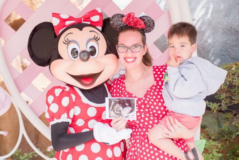 Get my Disney pregnancy tips, how to do Disneyland while pregnant, a Disney maternity photo shoot, Disneyland rides while pregnant, where to stay at Disneyland while pregnant and more. #disneyland #disney #disneylandwhilepregnant #disneymaternity