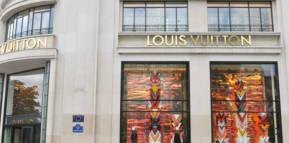 Image of the Louis Vuitton store in Paris