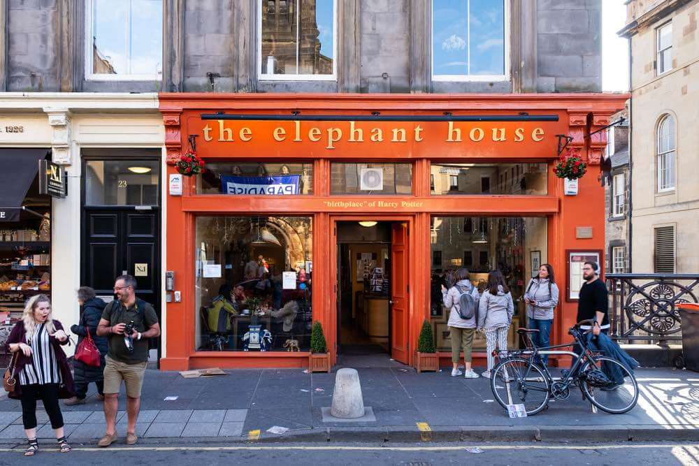 Image of the Elephant House cafe front