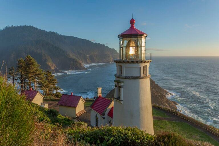 7 Picture-Perfect Cutest Towns in Oregon to Add to Your List
