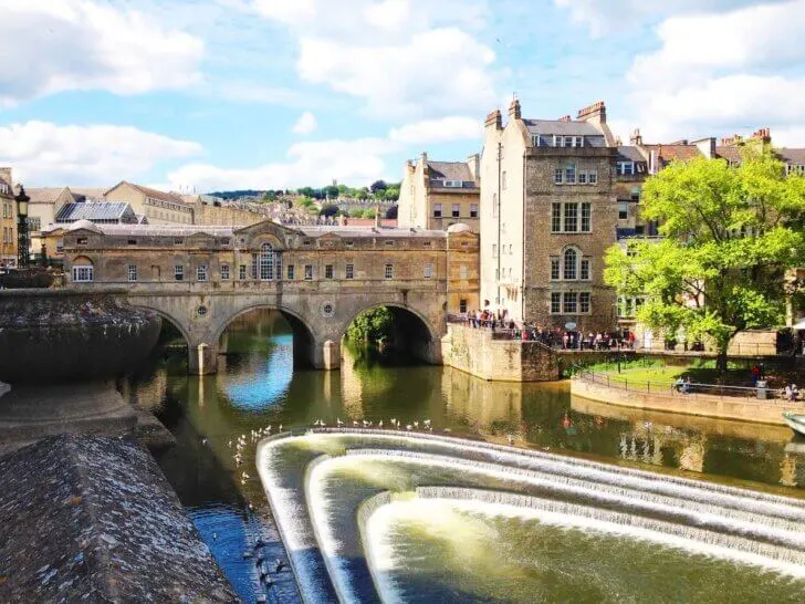 Find out the best day trips from London by train recommended by top family travel blogger Marcie in Mommyland. Image of Bath England