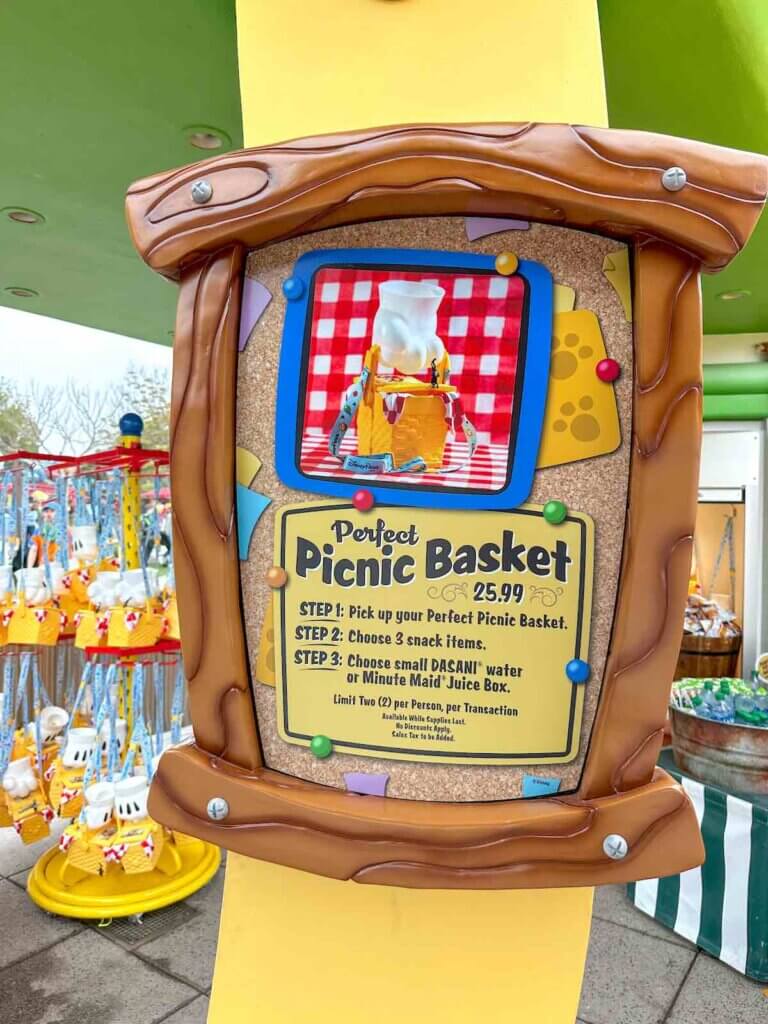 Image of the Perfect Picnic Basket at Disneyland Toontown
