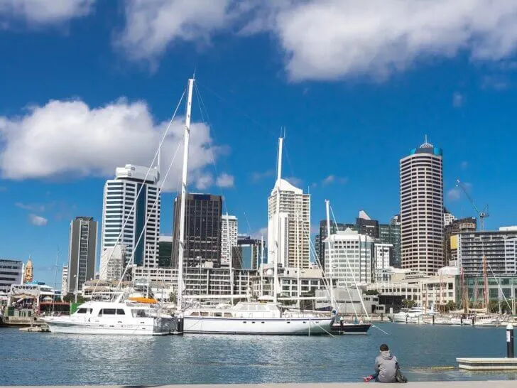 Find out the best Auckland hotels for families recommended by top family travel blog Marcie in Mommyland. Image of view of Auckland, New Zealand