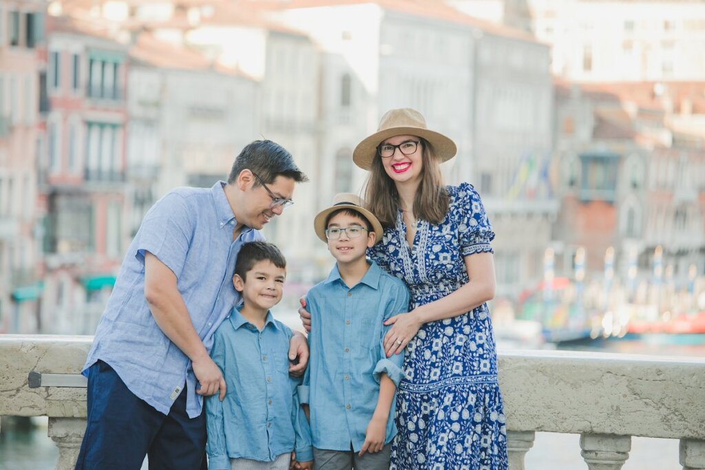 Image of a family during a Venice Photography session