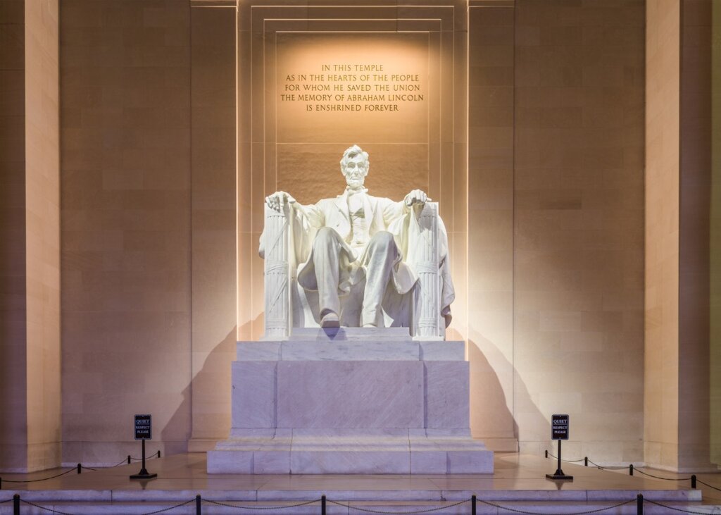 Image of the Lincoln Memorial in Washington DC, USA.