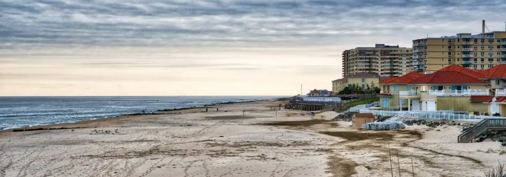 Image of Clouds over the New Jersey beach at Long Branch