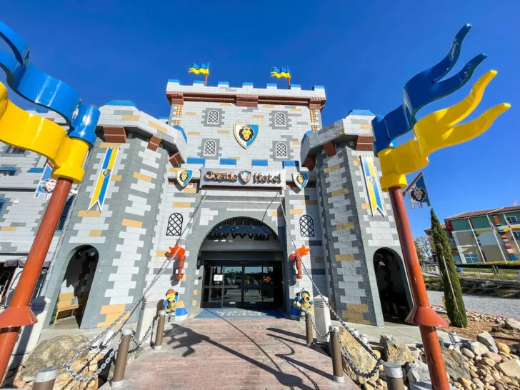 Find out the best hotels near LEGOLAND California recommended by top family travel blog Marcie in Mommyland. Image of the LEGOLAND Castle Hotel
