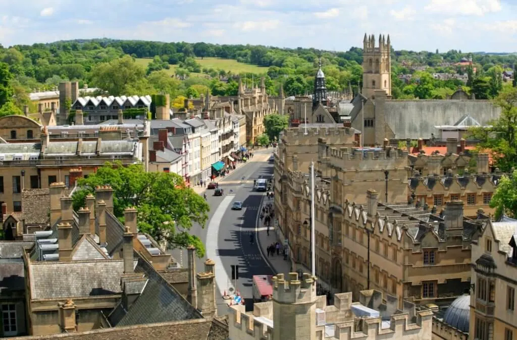 Image of Oxford High Street in England