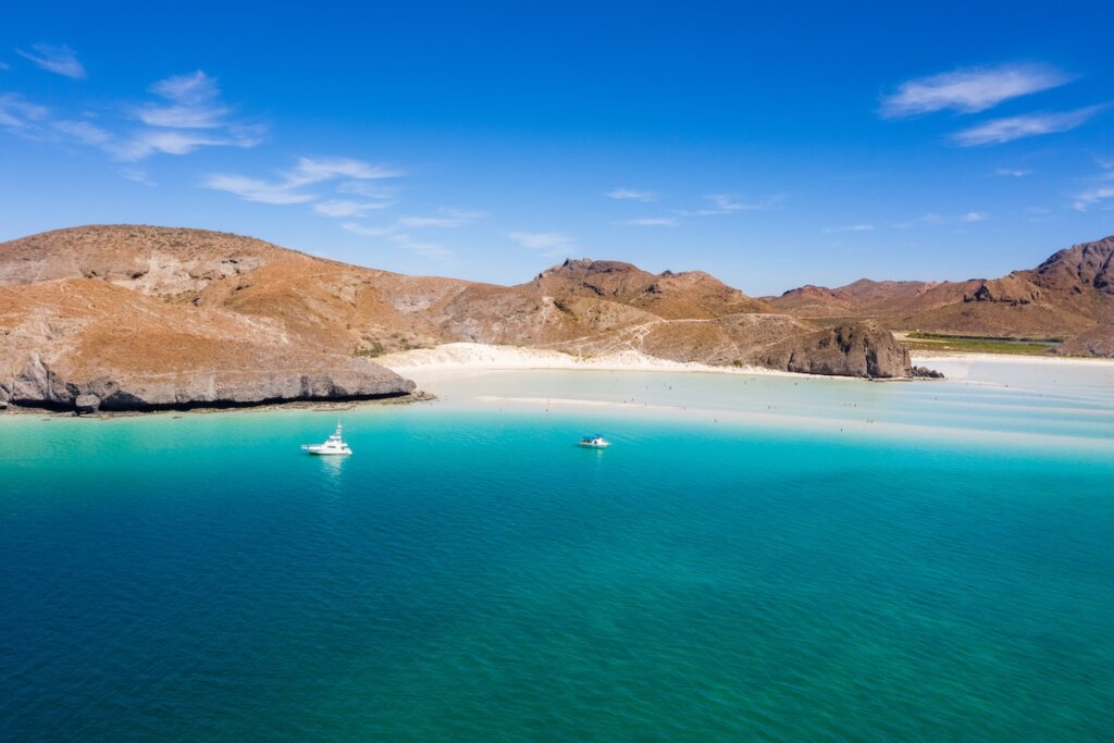 San Jose del Cabo vs Cabo San Lucas: Enjoy a day trip in Playa Balandra.