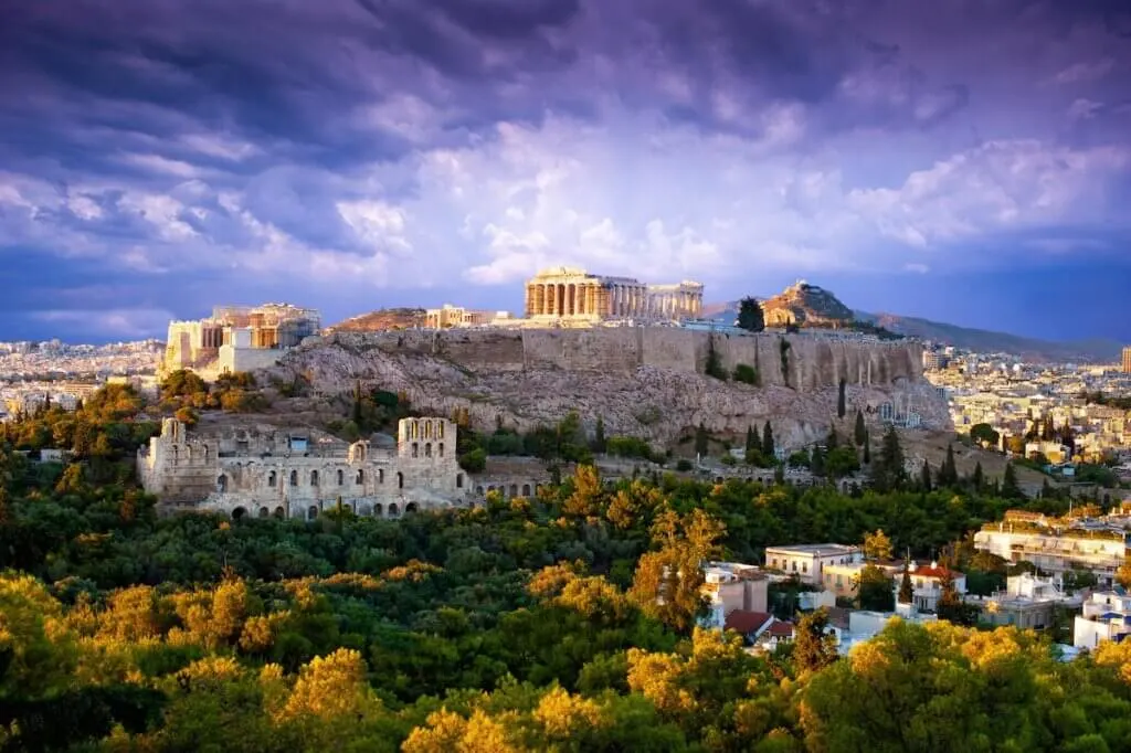 How to Plan a Trip to Greece: Plan your Greece vacation itinerary.