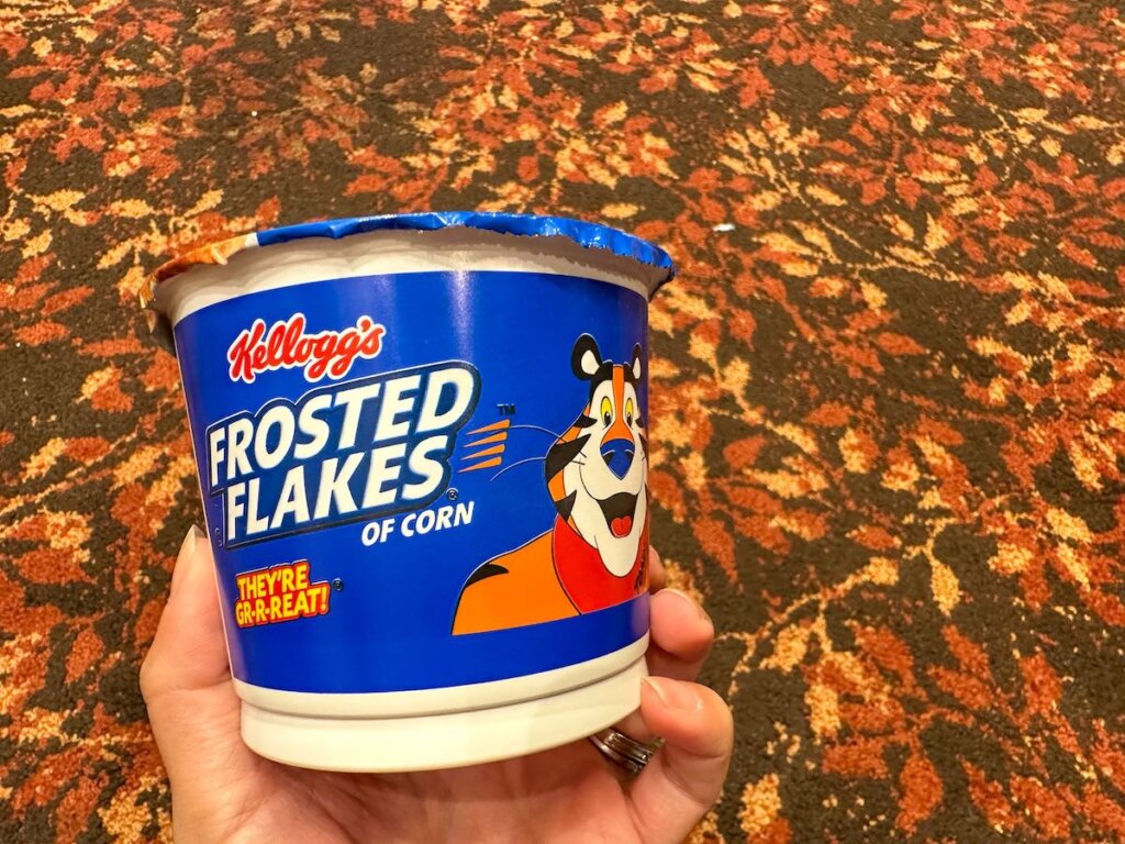 Image of a Frosted Flakes container