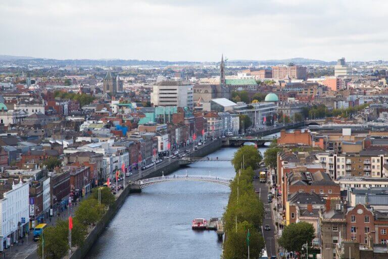 Check out the best Dublin hotels for families recommended by top family travel blog Marcie in Mommyland. Image of the Dublin skyline